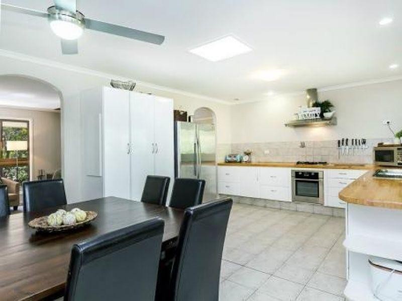 258 Eatons Crossing Road, Warner QLD 4500