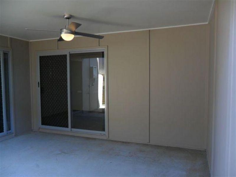 2/7 River Breeze Drive, Griffin QLD 4503