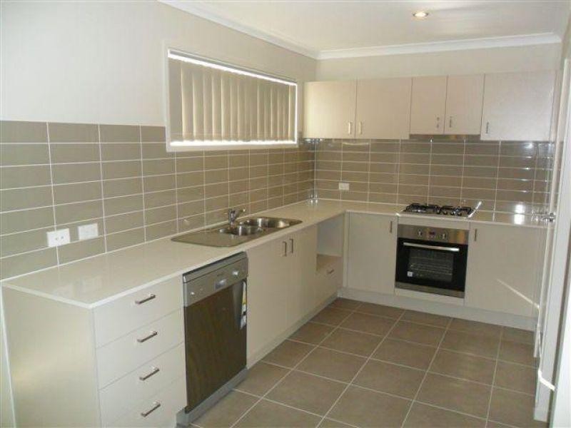 1/7 River Breeze Drive, Griffin QLD 4503