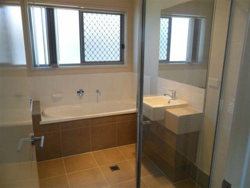 1/7 River Breeze Drive, Griffin QLD 4503