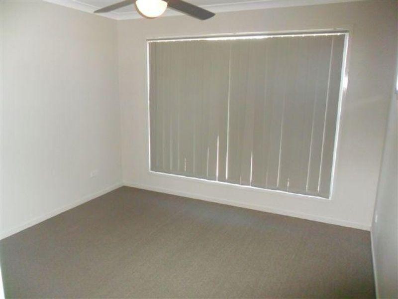 1/7 River Breeze Drive, Griffin QLD 4503