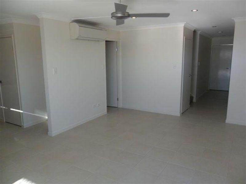 1/9 River Breeze Drive, Griffin QLD 4503