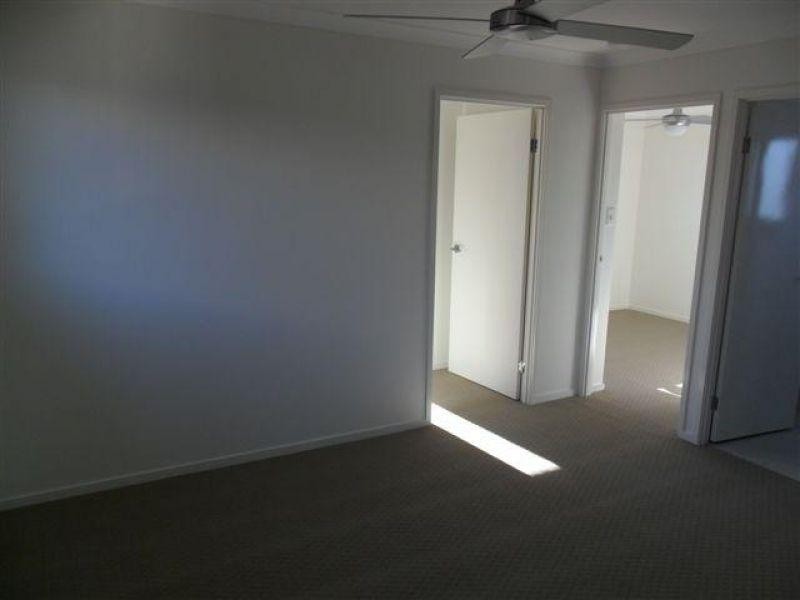 1/9 River Breeze Drive, Griffin QLD 4503