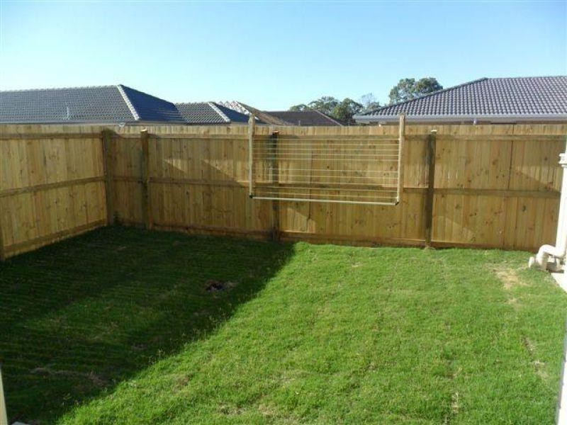 1/9 River Breeze Drive, Griffin QLD 4503