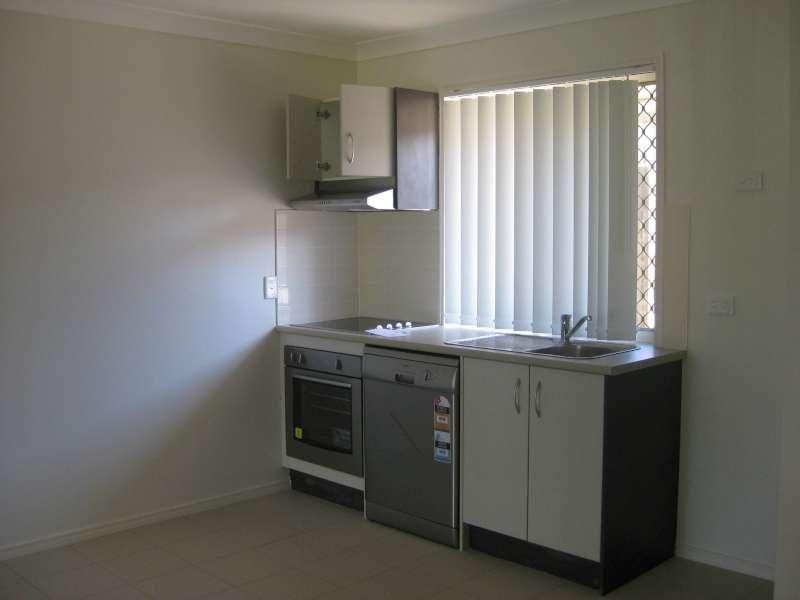 2/103 Allison Drive, Kallangur QLD 4503