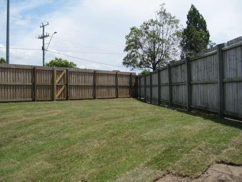 2/103 Allison Drive, Kallangur QLD 4503