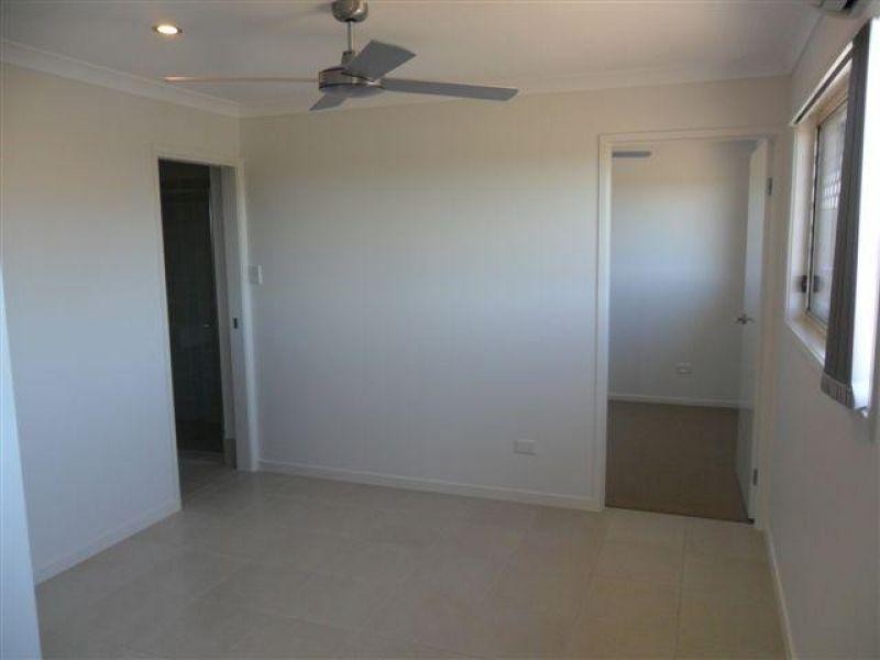 2/9 River Breeze Drive, Griffin QLD 4503