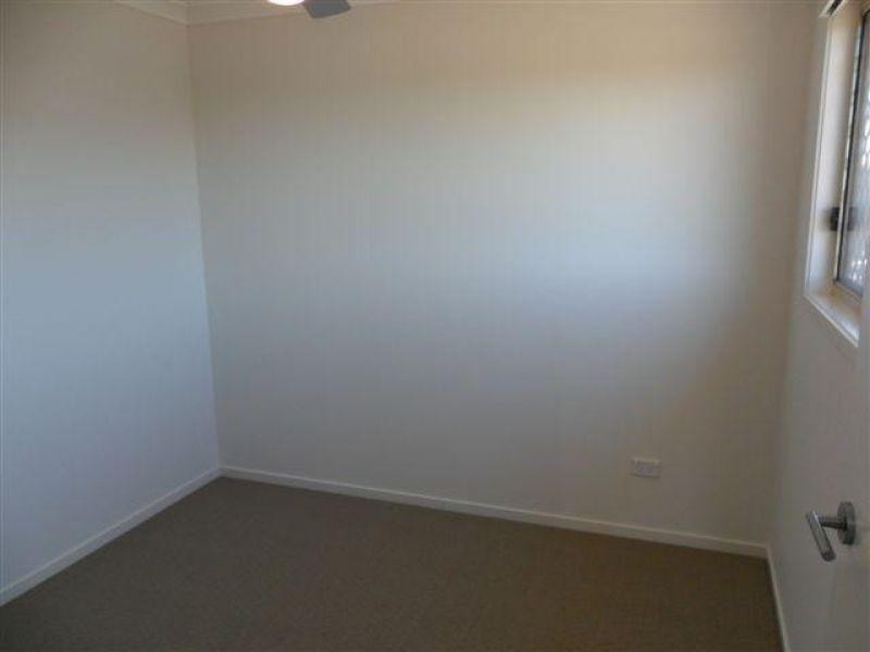 2/9 River Breeze Drive, Griffin QLD 4503