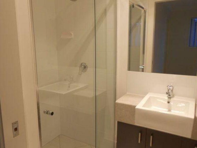 2/33 Braxlaw Crescent, Dakabin QLD 4503