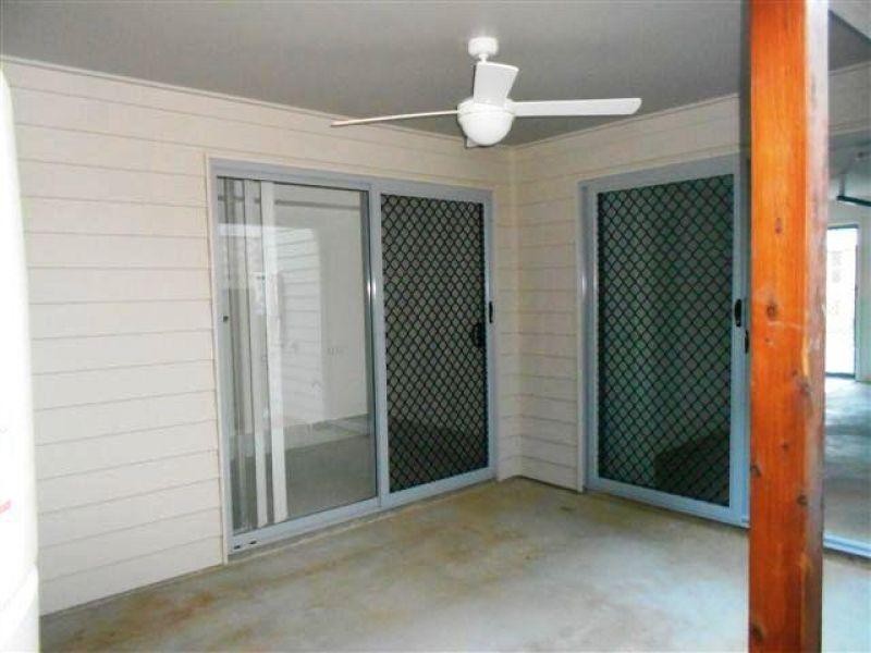 2/33 Braxlaw Crescent, Dakabin QLD 4503