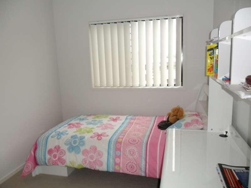 2/3 Sibley Street, North Lakes QLD 4509