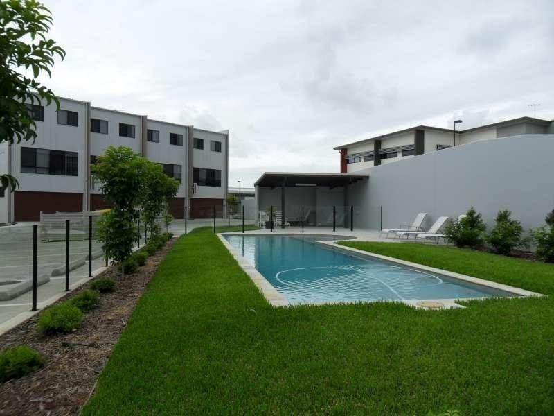 2/3 Sibley Street, North Lakes QLD 4509