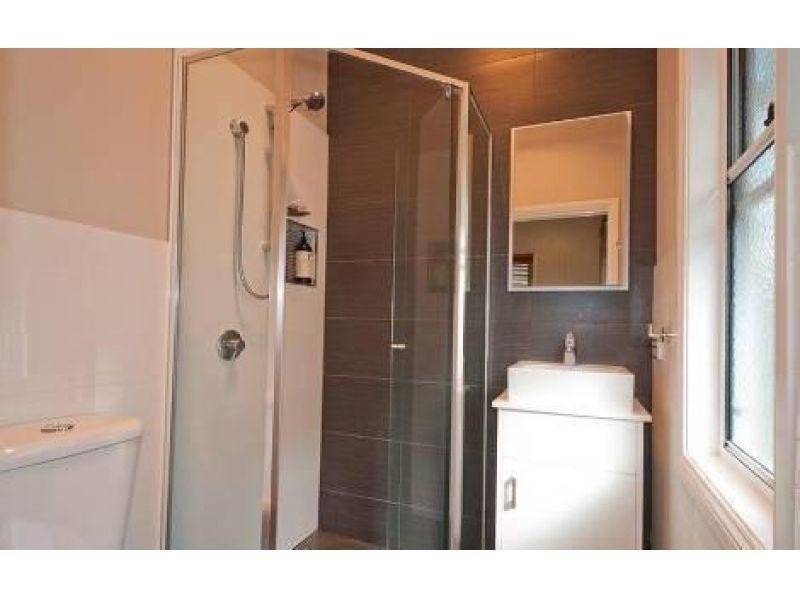 221 Rainbow Street, Sandgate QLD 4017