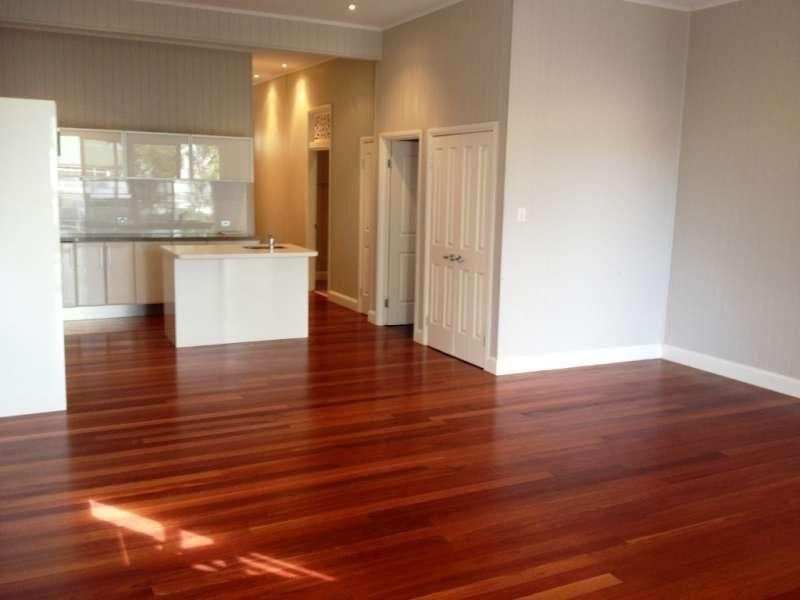221 Rainbow Street, Sandgate QLD 4017