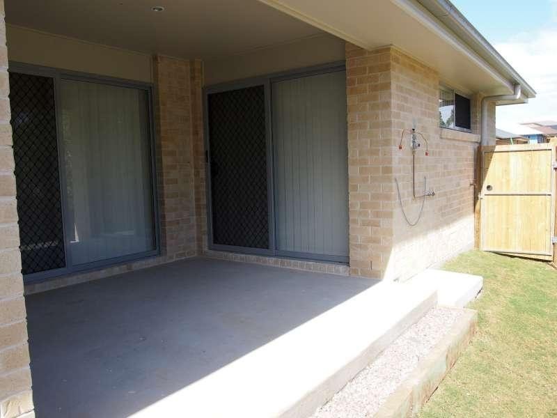 1/27 Braxlaw Crescent, Dakabin QLD 4503