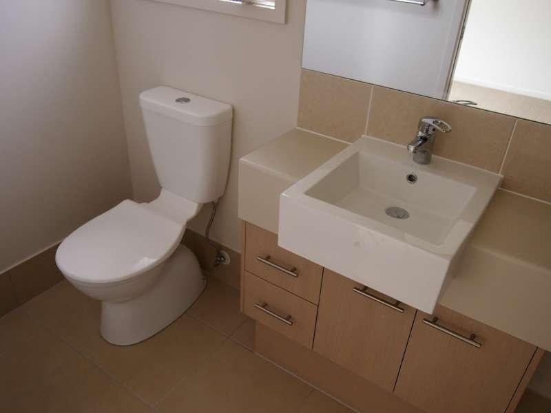 2/7 Goanna Court, North Lakes QLD 4509