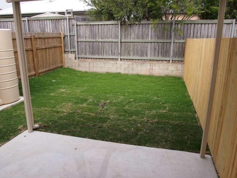 2/7 Goanna Court, North Lakes QLD 4509