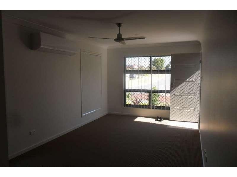 1/2A Montree Circuit, Kallangur QLD 4503