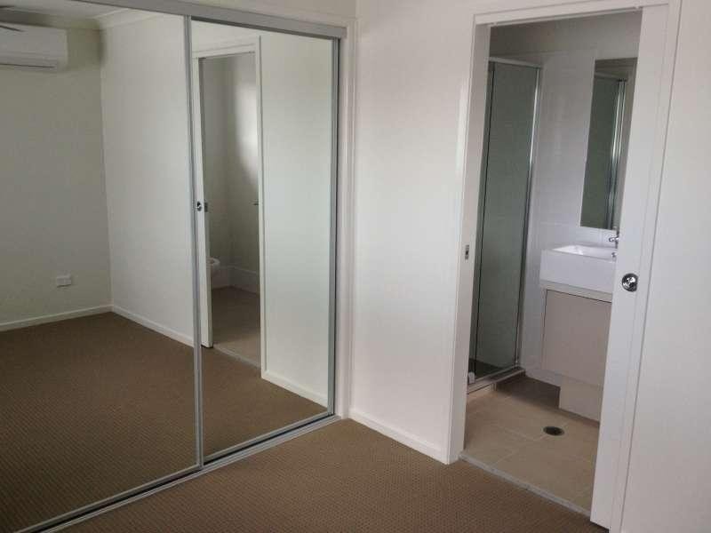 1/2A Montree Circuit, Kallangur QLD 4503