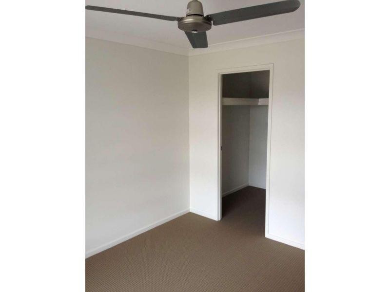 1/2A Montree Circuit, Kallangur QLD 4503