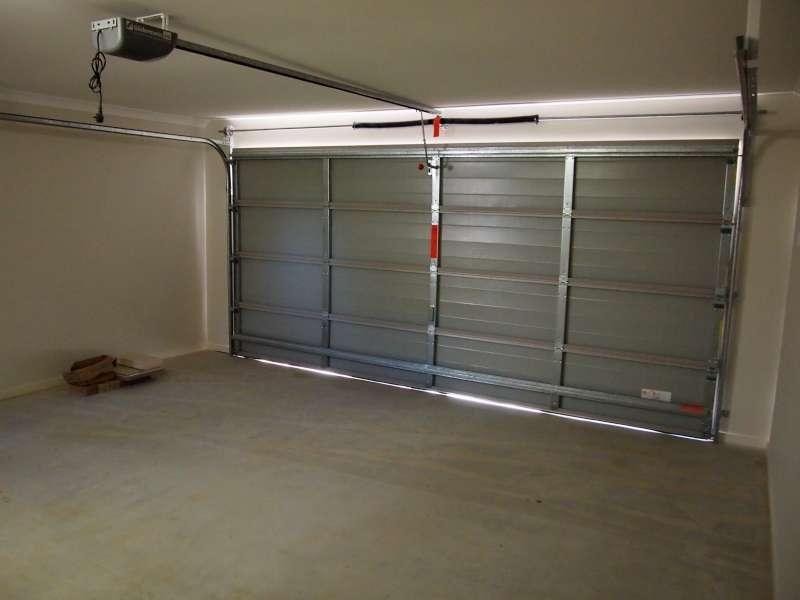 48 Birchgrove Crescent, Kallangur QLD 4503