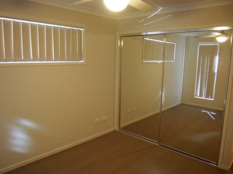 48 Birchgrove Crescent, Kallangur QLD 4503