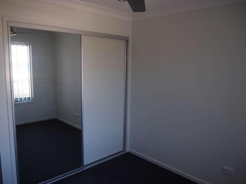 1/17 Birchgrove Crescent, Kallangur QLD 4503