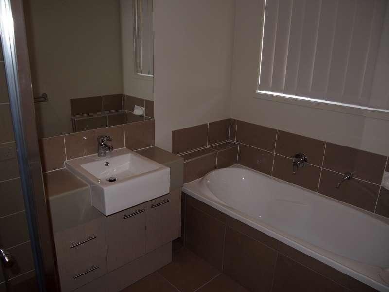 1/36 Greene Street, Rothwell QLD 4022