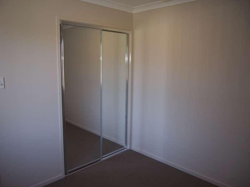 2/36 Greene Street, Rothwell QLD 4022