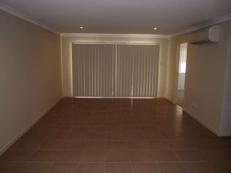 2/36 Greene Street, Rothwell QLD 4022