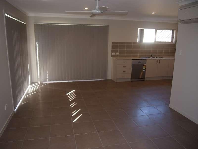 1/7 Pinevale Place, Mango Hill QLD 4509