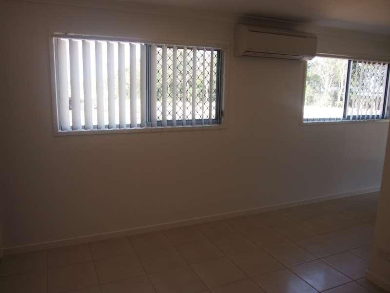 2/23 River Breeze Drive, Griffin QLD 4503