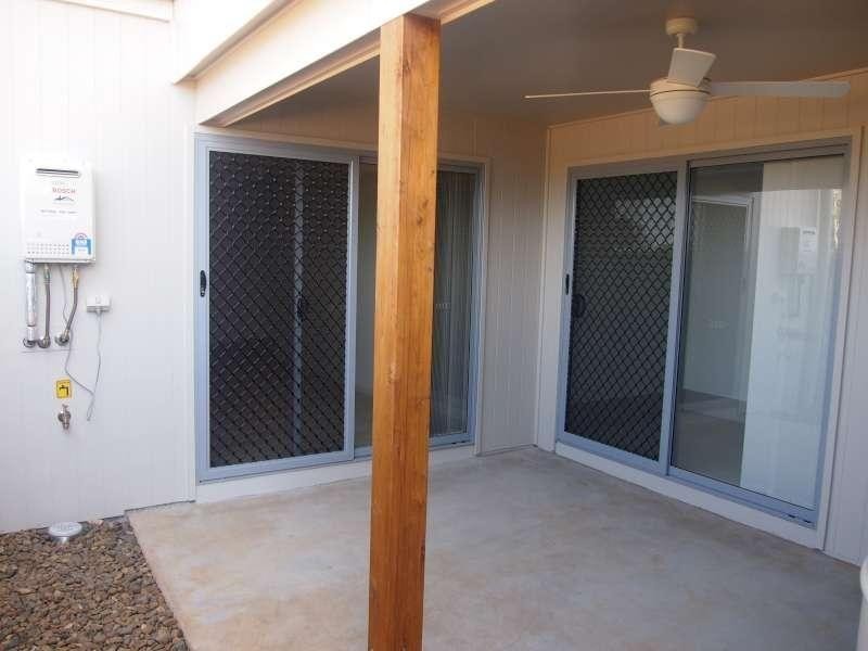 2/23 River Breeze Drive, Griffin QLD 4503