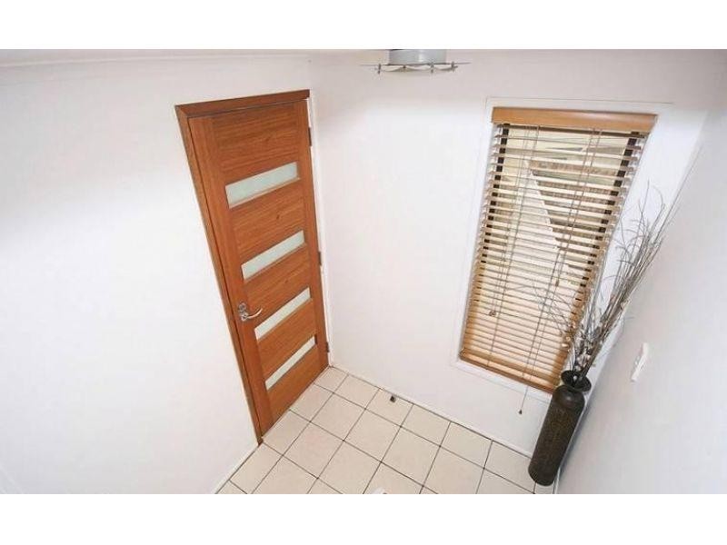 9 JanMarie Crt, Kallangur QLD 4503