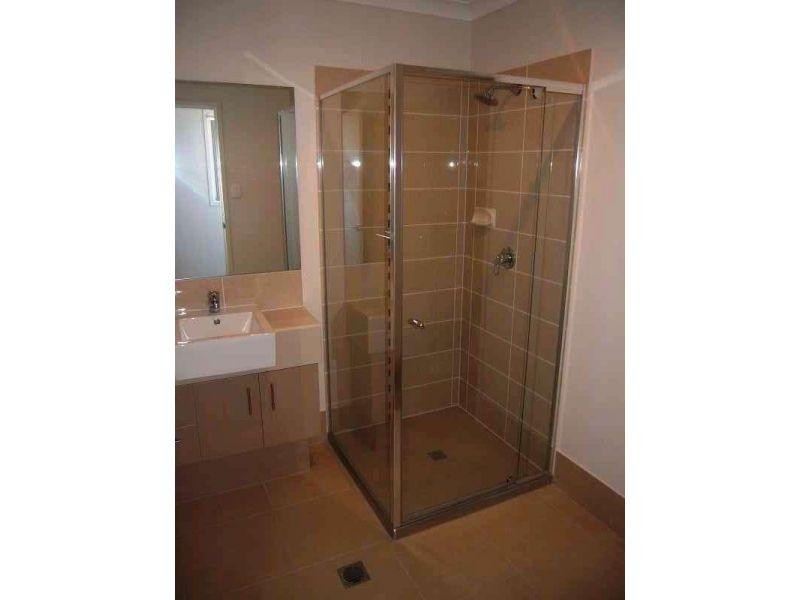 1/5 Honeyeater Crescent, Dakabin QLD 4503