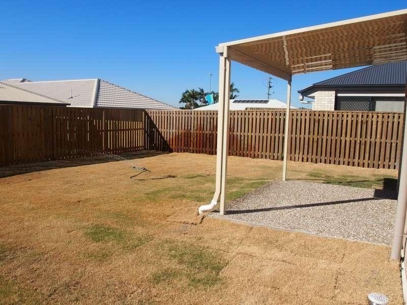 1/5 Honeyeater Crescent, Dakabin QLD 4503