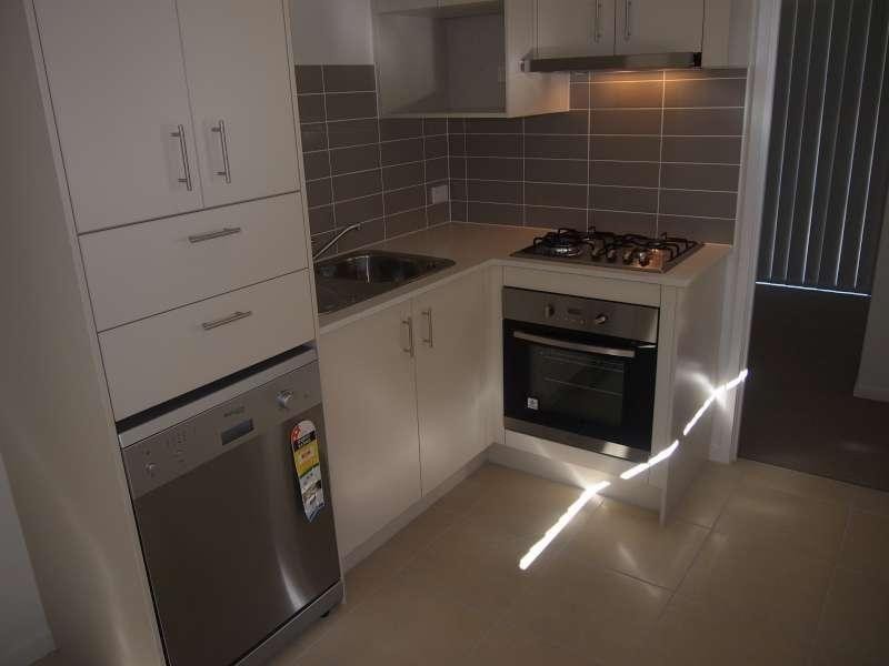 2/5 Honeyeater Crescent, Dakabin QLD 4503