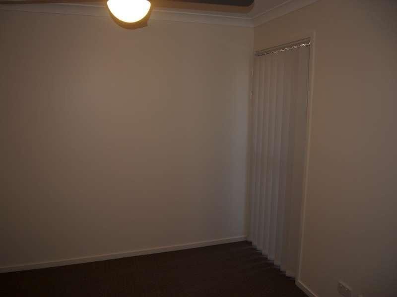 2/50 Birchgrove Crescent, Kallangur QLD 4503