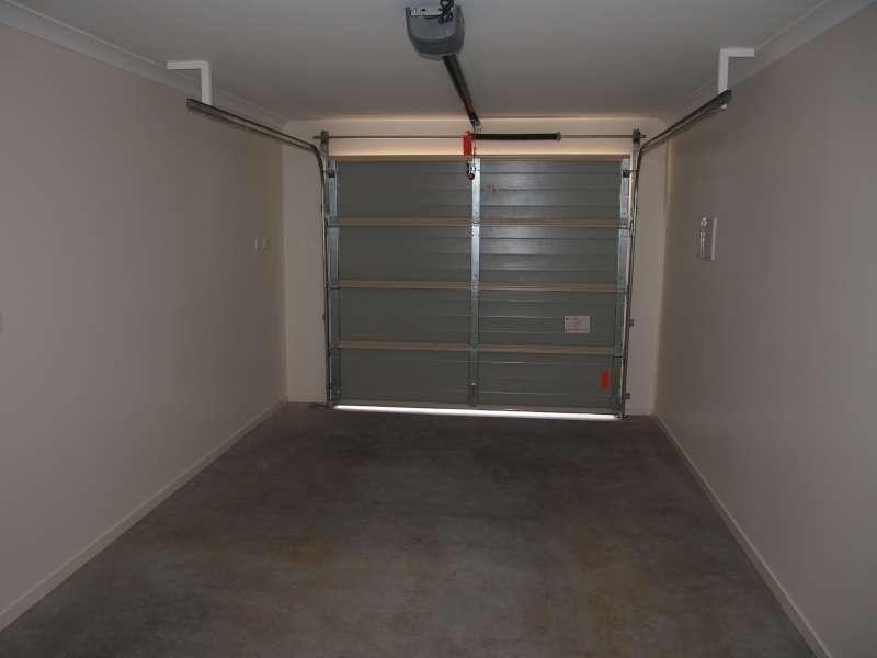 2/50 Birchgrove Crescent, Kallangur QLD 4503