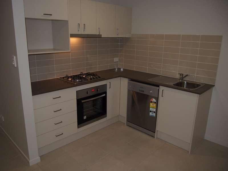 2/24 Lyndon Way, Bellmere QLD 4510