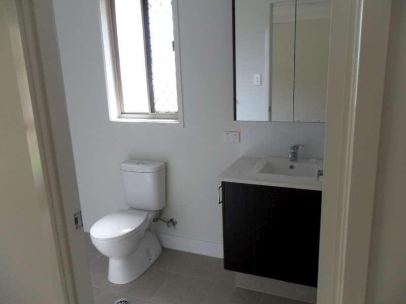 33 Cootharba Crescent, Warner QLD 4500