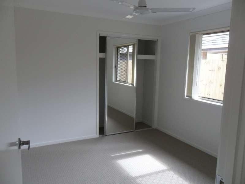 33 Cootharba Crescent, Warner QLD 4500