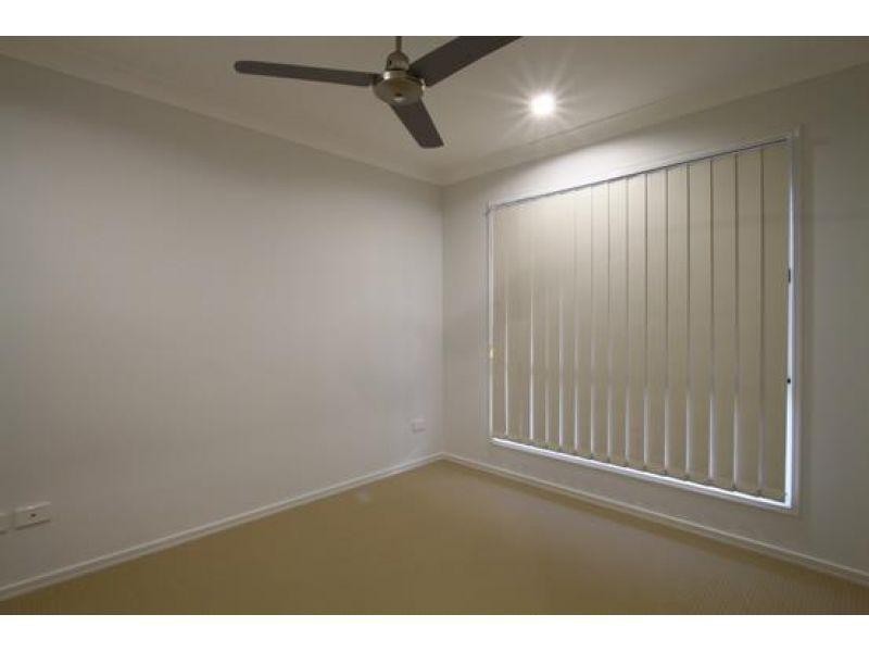 2/8 Adam Court, Kallangur QLD 4503