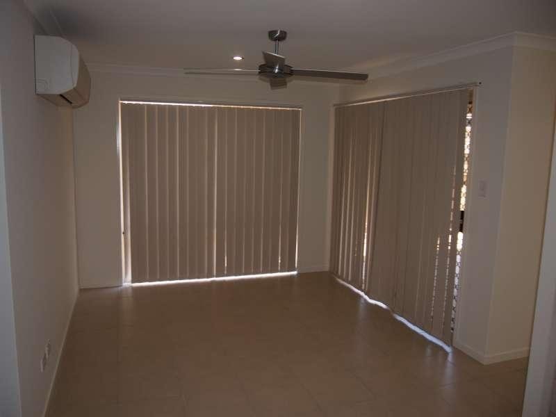 1/27 Admiralty Circuit, Lawnton QLD 4501