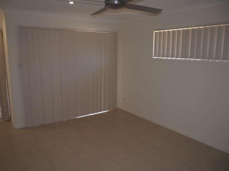 1/27 Admiralty Circuit, Lawnton QLD 4501