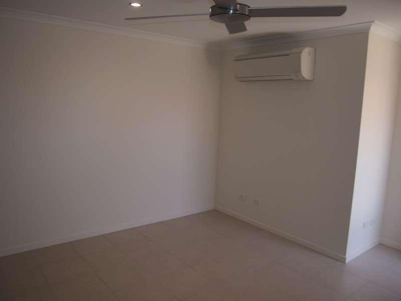 2/27 Admiralty Circuit, Lawnton QLD 4501