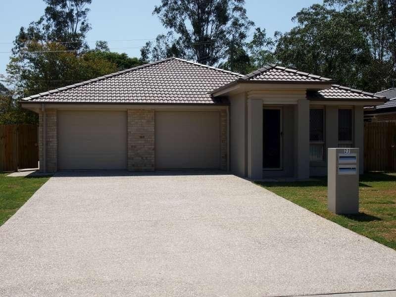 2/27 Admiralty Circuit, Lawnton QLD 4501