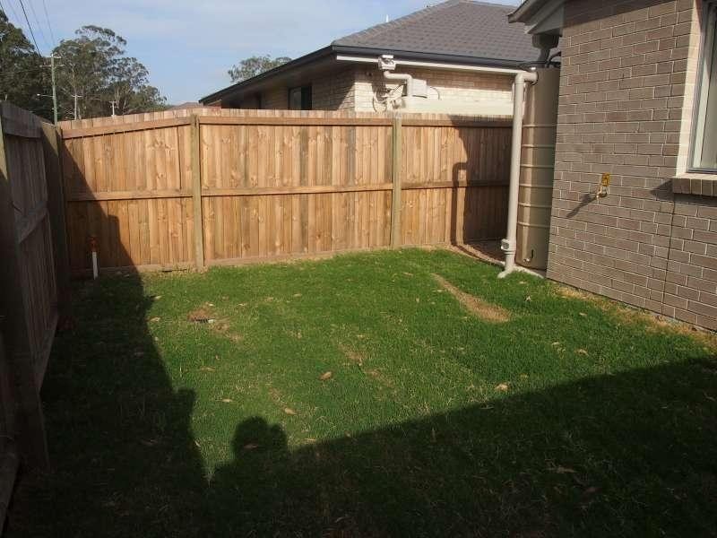 1/19 Admiralty Circuit, Lawnton QLD 4501