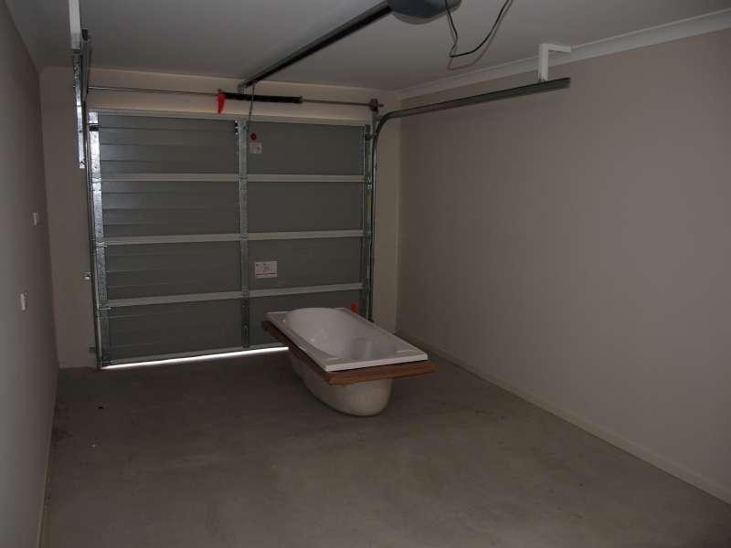 1/19 Admiralty Circuit, Lawnton QLD 4501