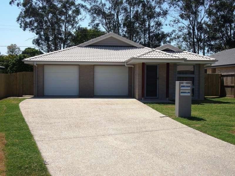 2/19 Admiralty Circuit, Lawnton QLD 4501